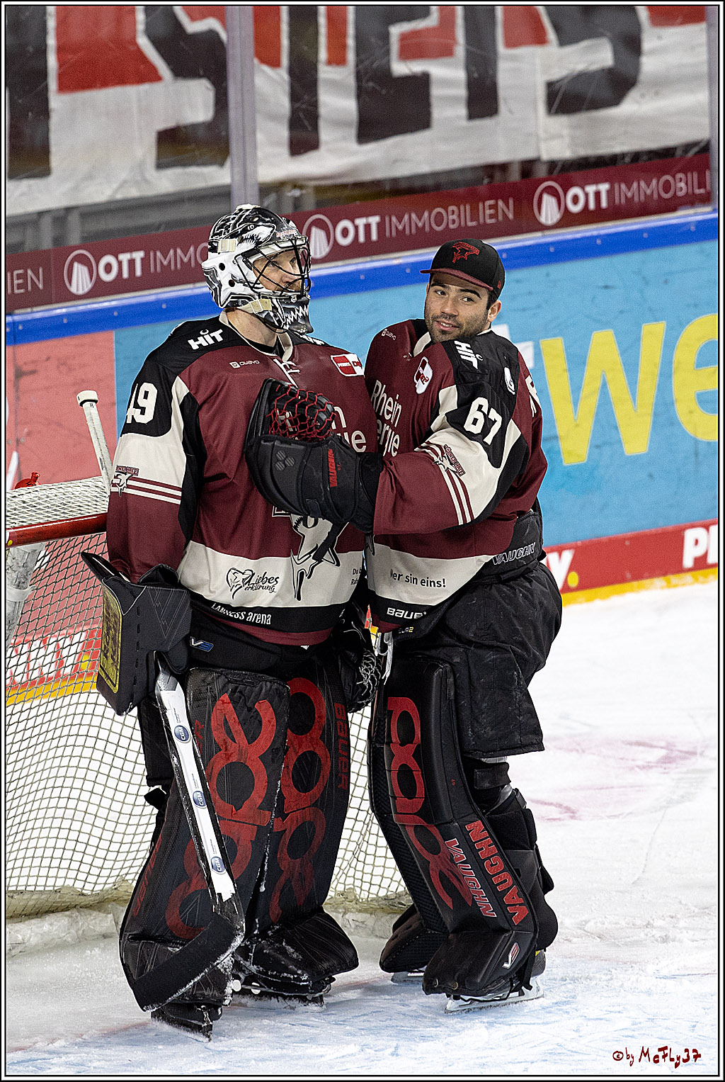 PENNY DEL;  Koelner Haie - Augsburger Panther; Koeln, 05.04.2021